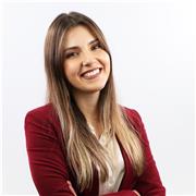 Soy periodista con varios años de experiencia como redactora ecommerce. Mi pasión siempre fue leer y escribir y me encantaría poder transmitírselo a aquellos que busquen su futuro en el mundo de la comunicación.
